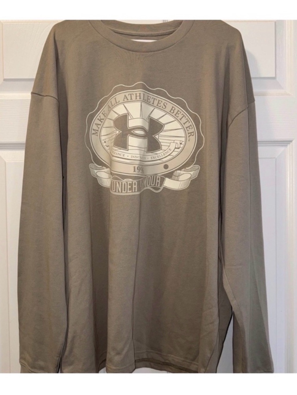 Under Armour Men's Olive Green Logo Long Sleeve Sweatshirt